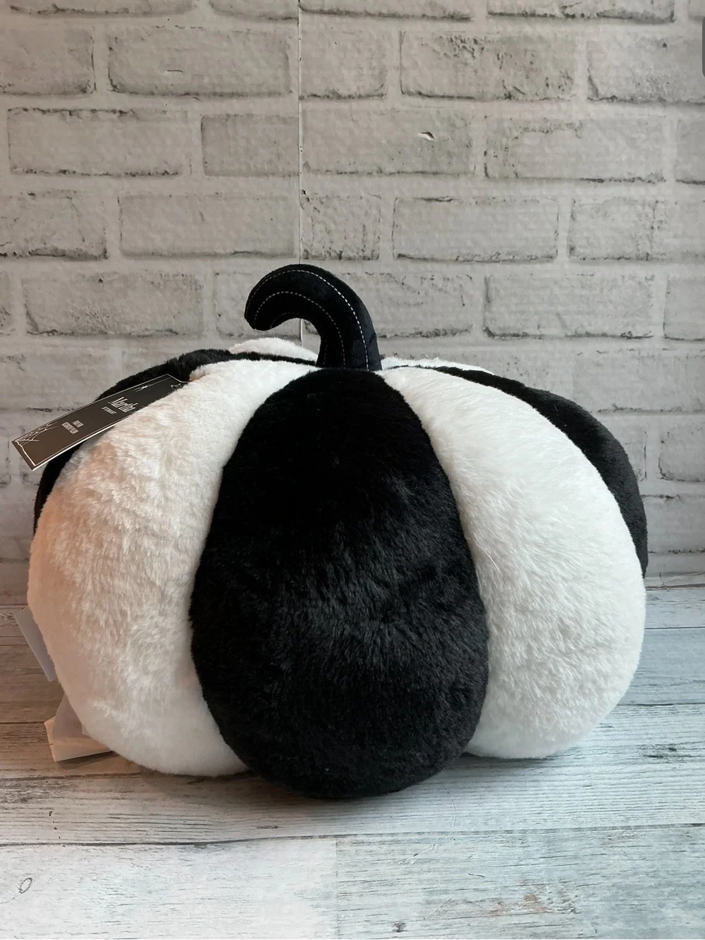 MARTHA STEWART 14x13 Two Tone Koda 3d Pumpkin Pillow